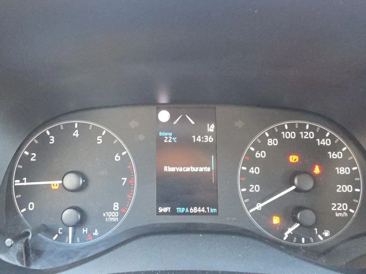Toyota Yaris usata a Ragusa (8)