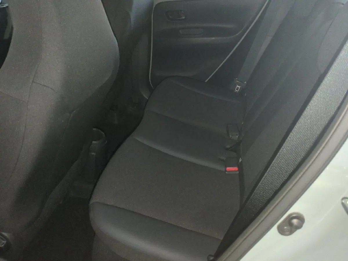 Toyota Aygo X usata a Milano (11)