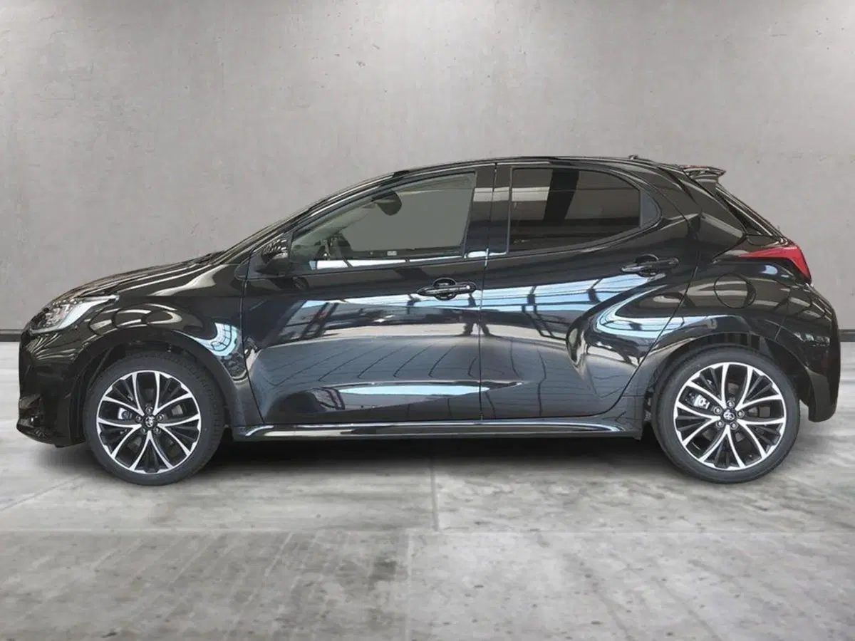 Toyota Yaris nuova a Roma (2)
