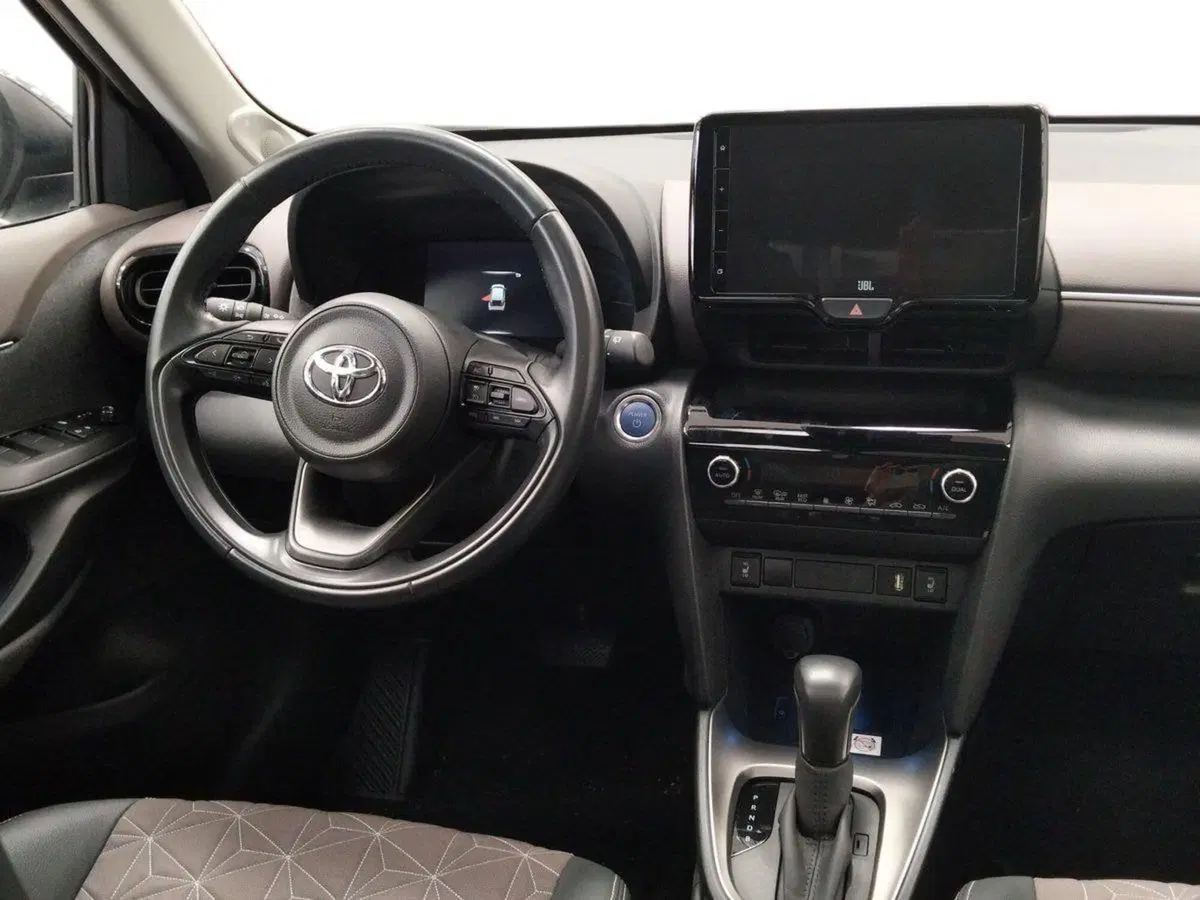 Toyota Yaris Cross usata a Roma (8)