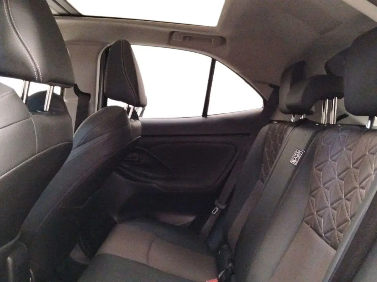 Toyota Yaris Cross usata a Roma (11)