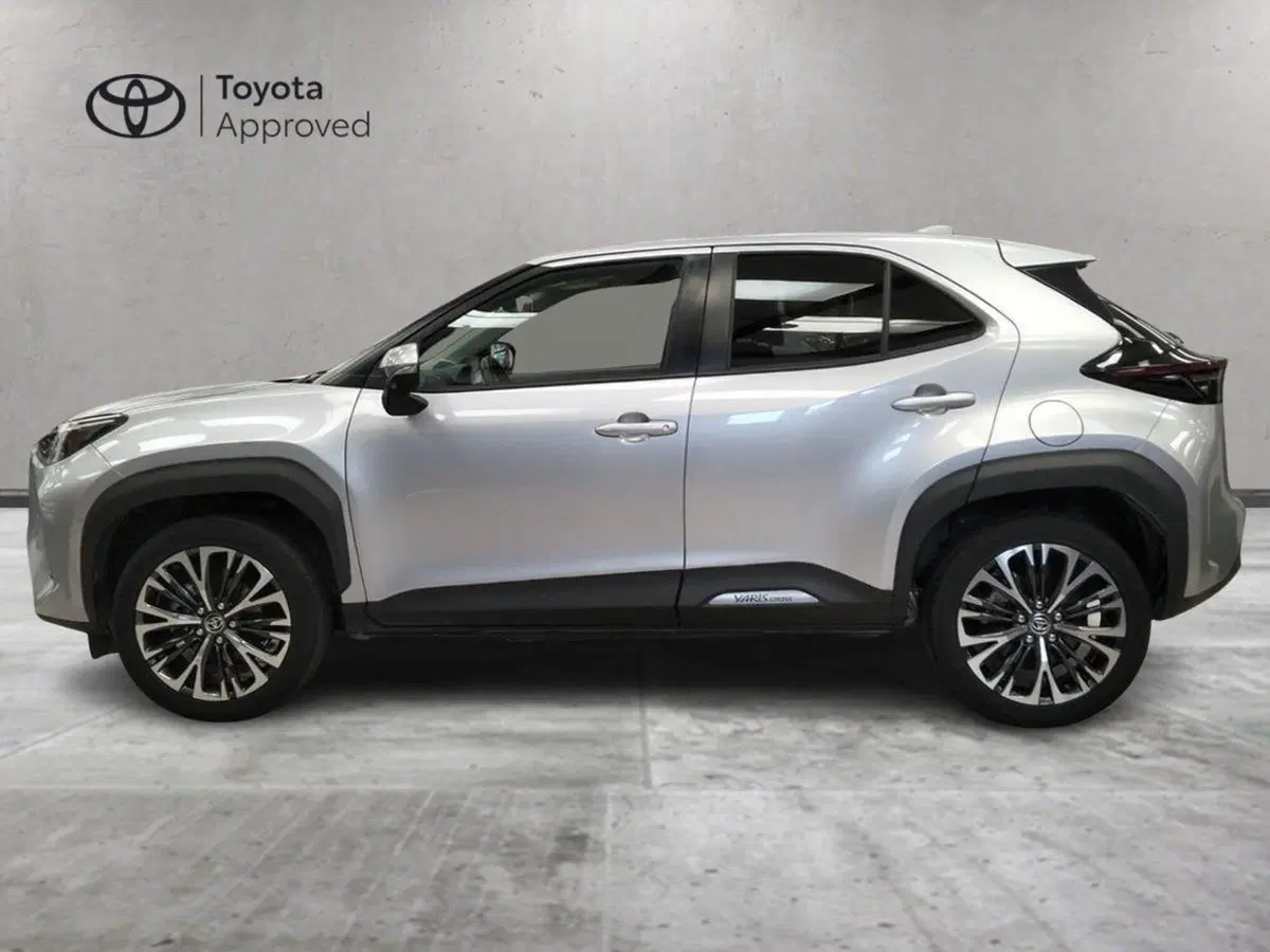 Toyota Yaris Cross usata a Roma (3)