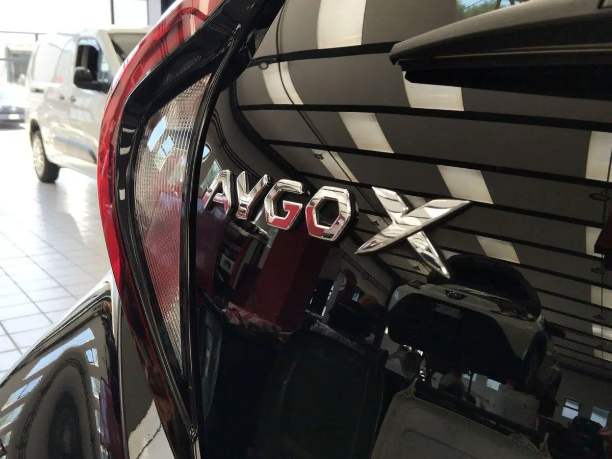 Toyota Aygo X usata a Roma (14)