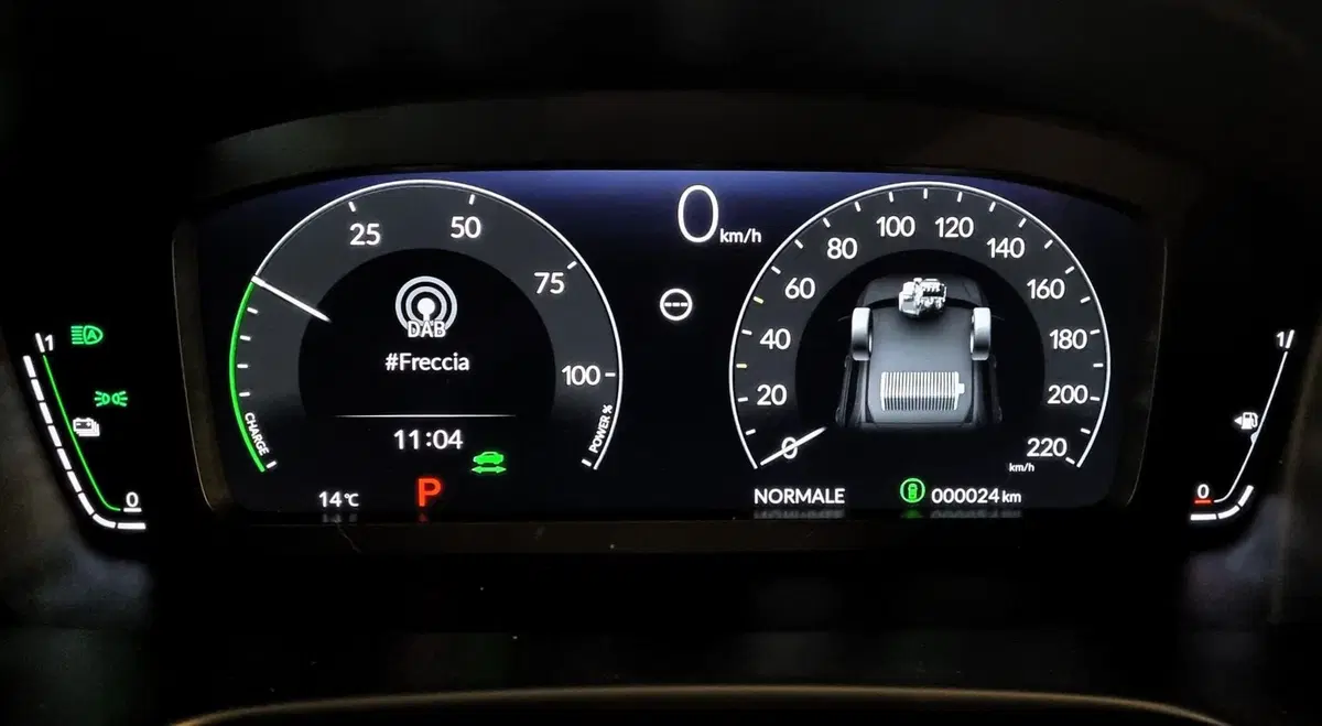 Honda CR-V nuova a Pavia (15)