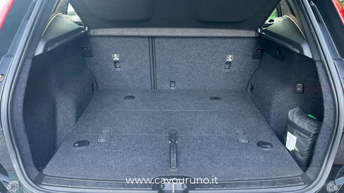 Volvo XC40 usata a Ferrara (9)