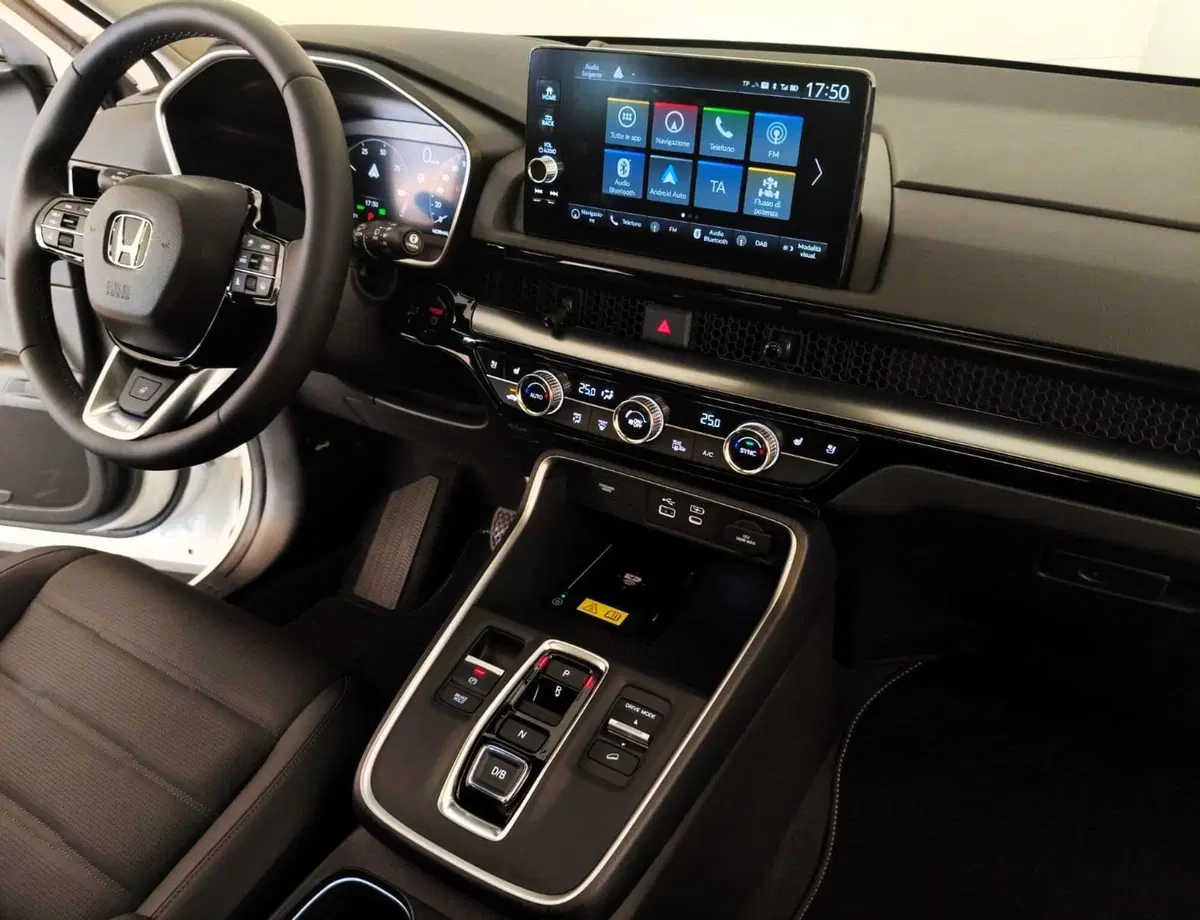 Honda CR-V nuova a Pavia (7)