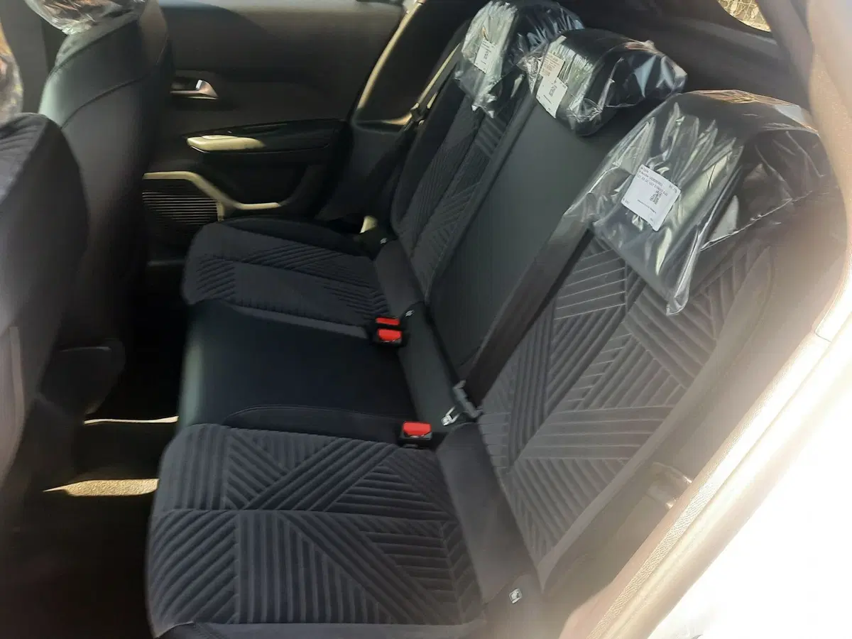 Lancia Ypsilon nuova a La Spezia (10)