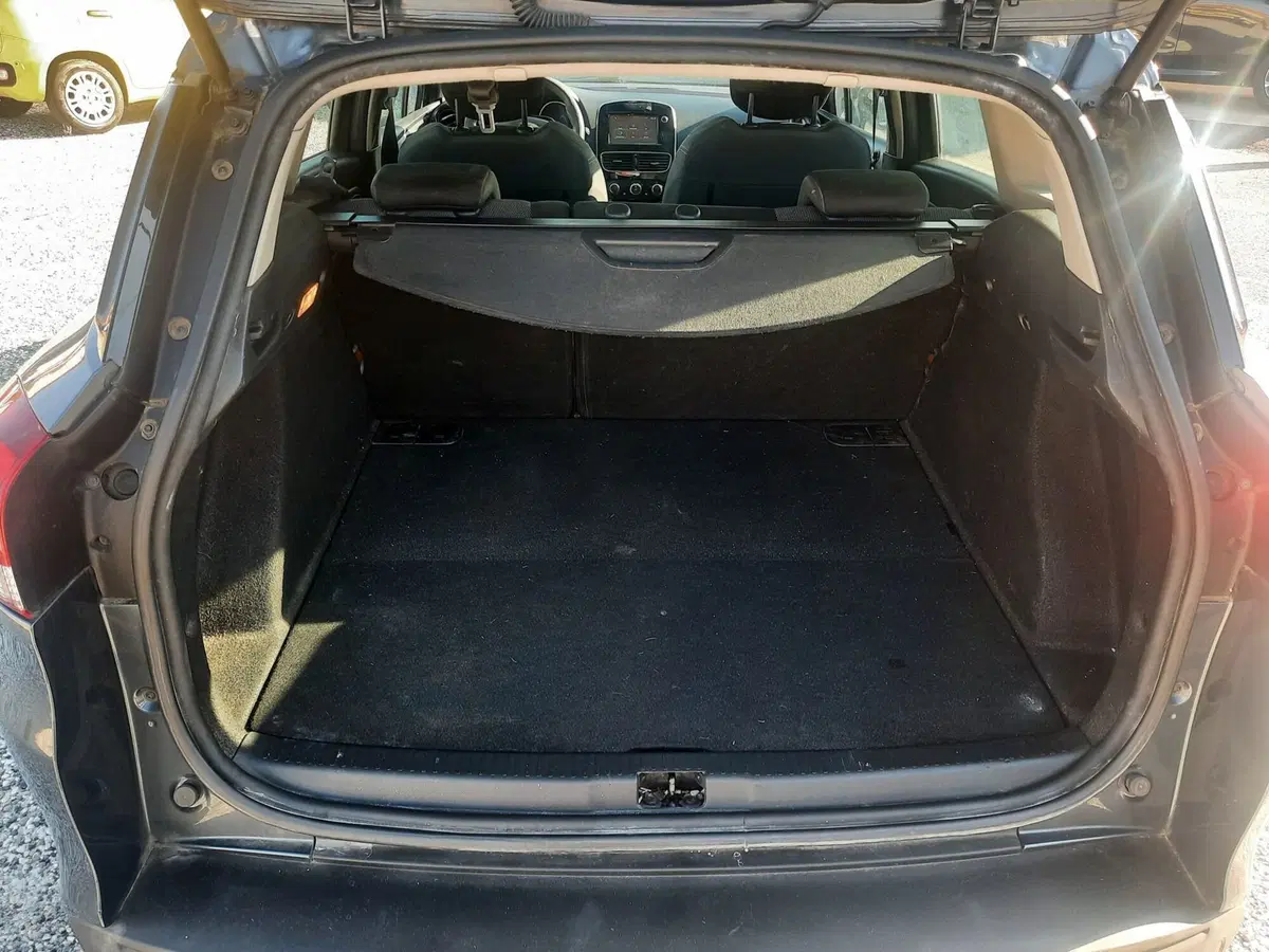 Renault Clio Sporter usata a La Spezia (10)