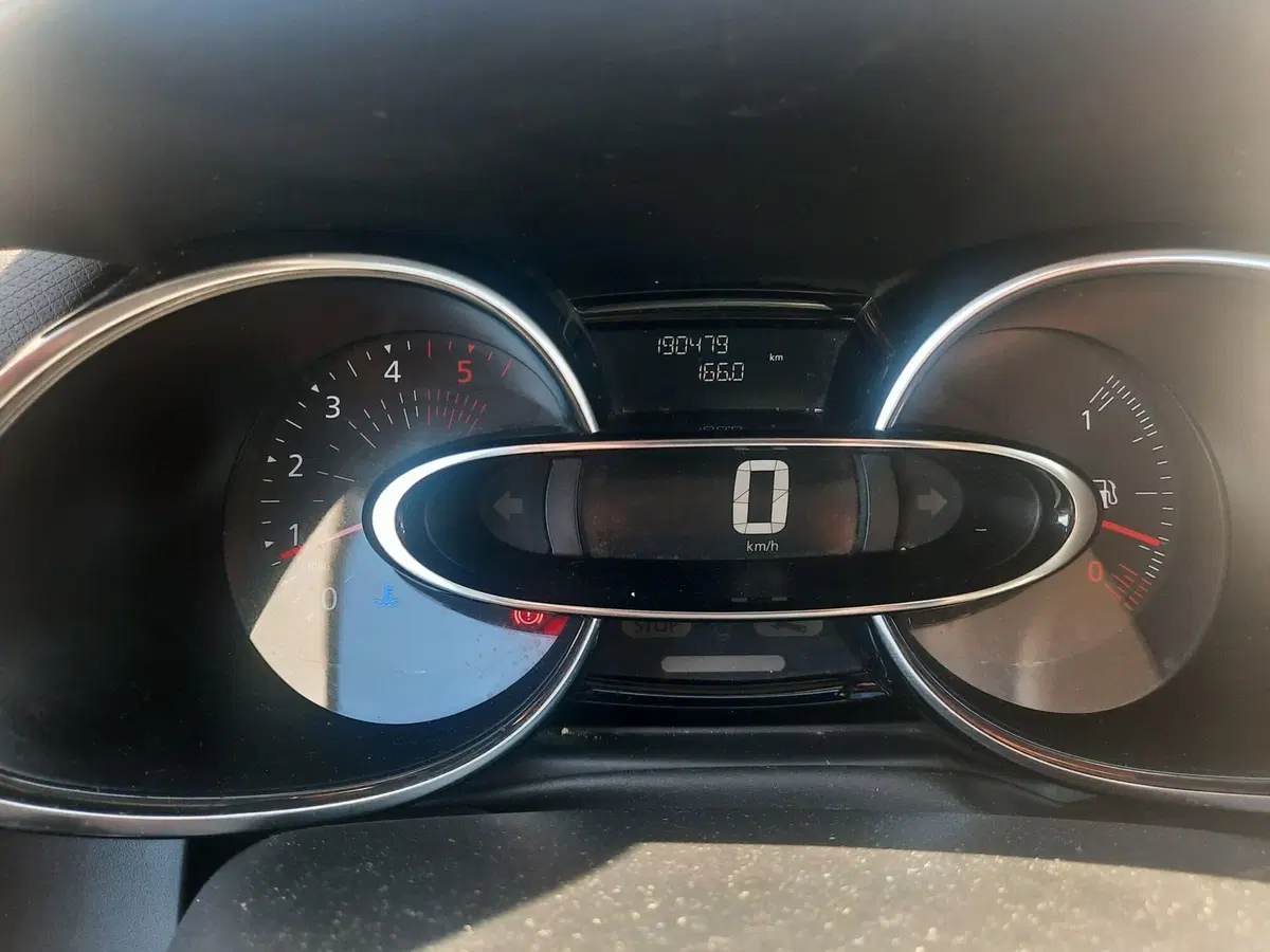 Renault Clio Sporter usata a La Spezia (18)