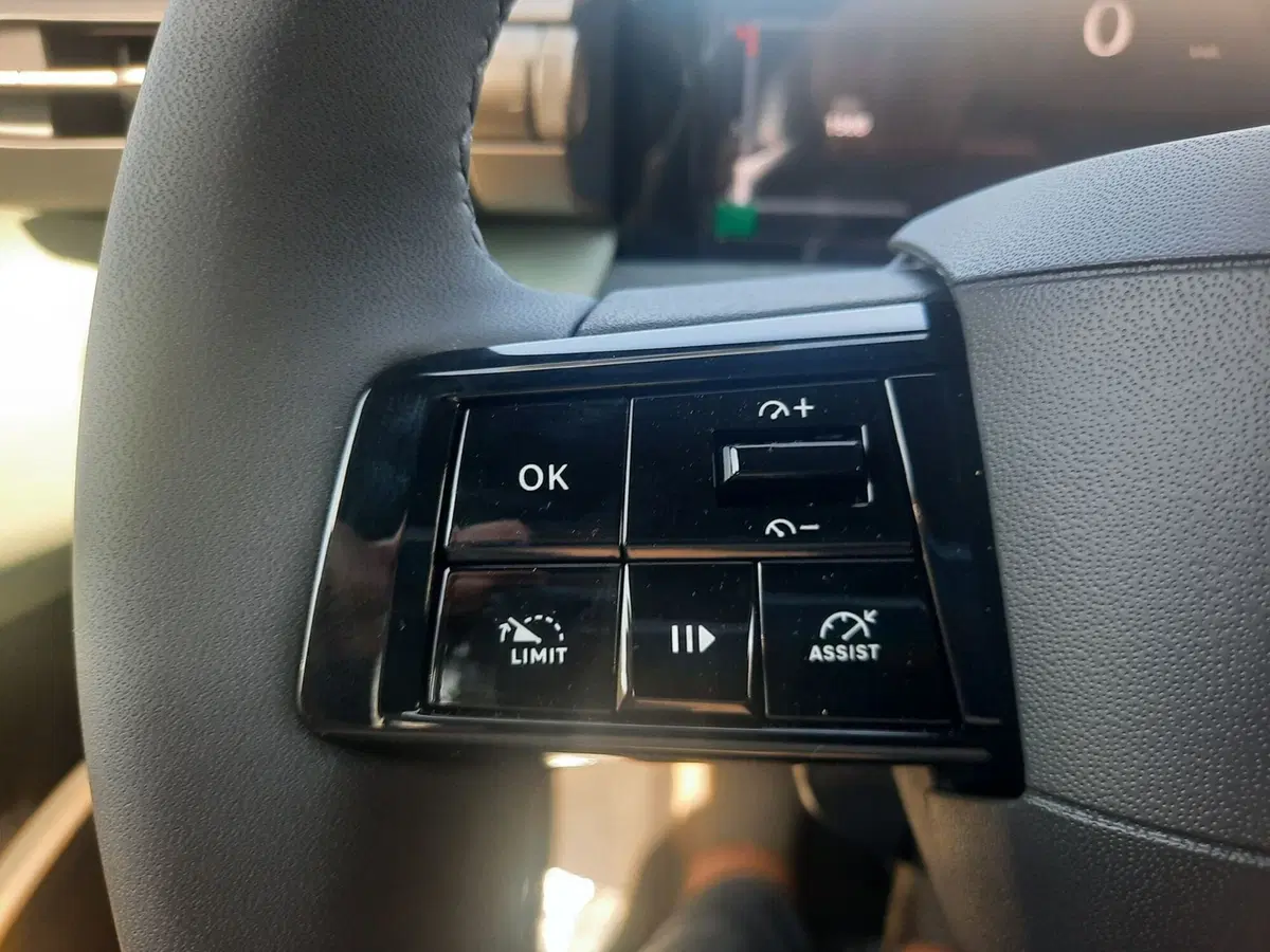 Lancia Ypsilon nuova a La Spezia (17)