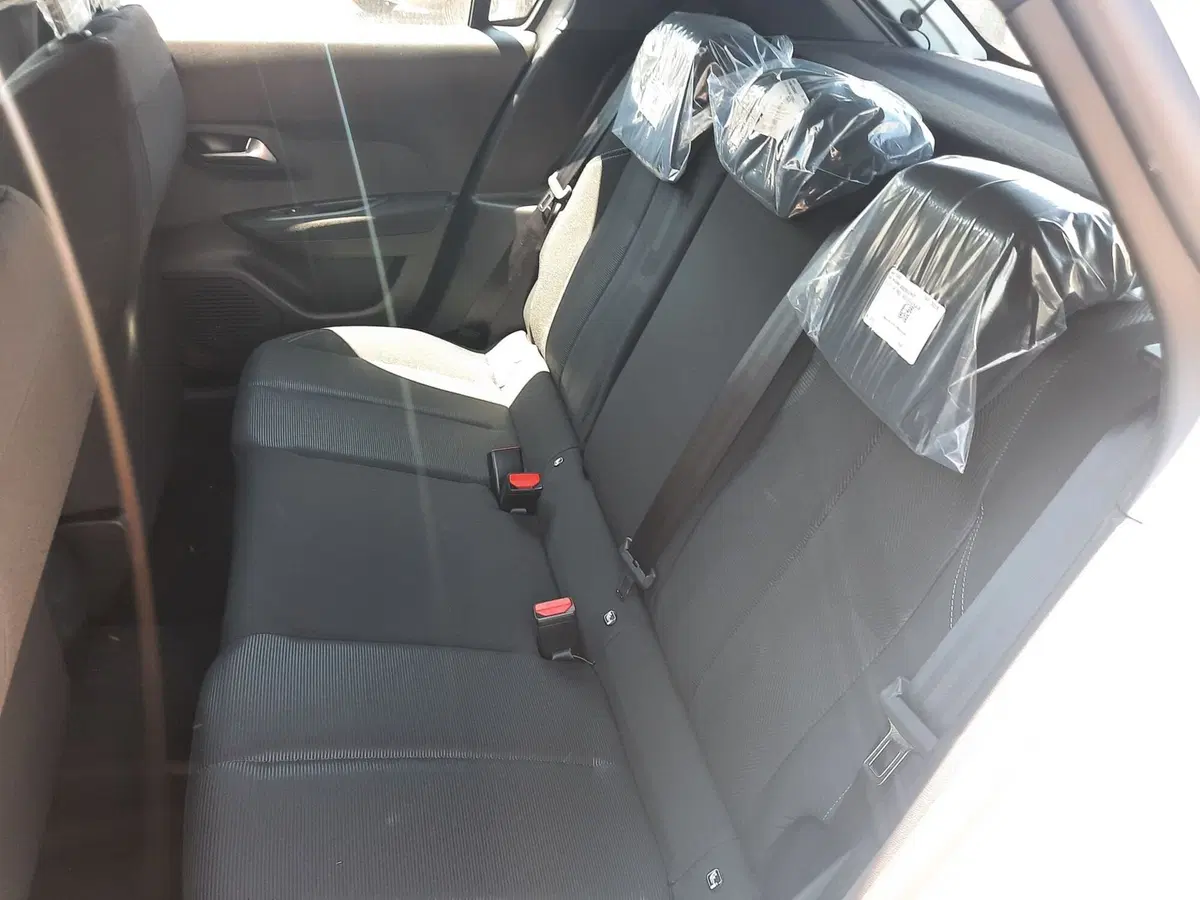 Lancia Ypsilon nuova a La Spezia (11)