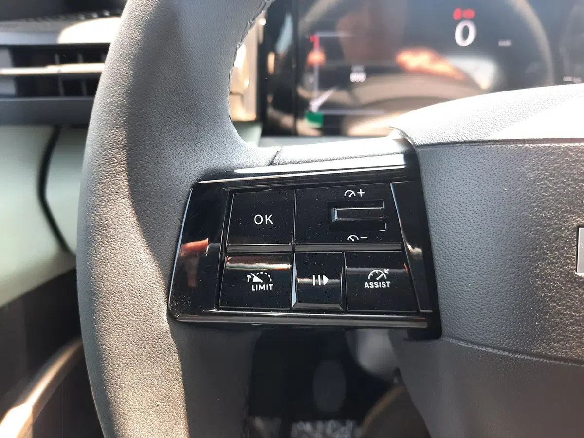 Lancia Ypsilon nuova a La Spezia (18)