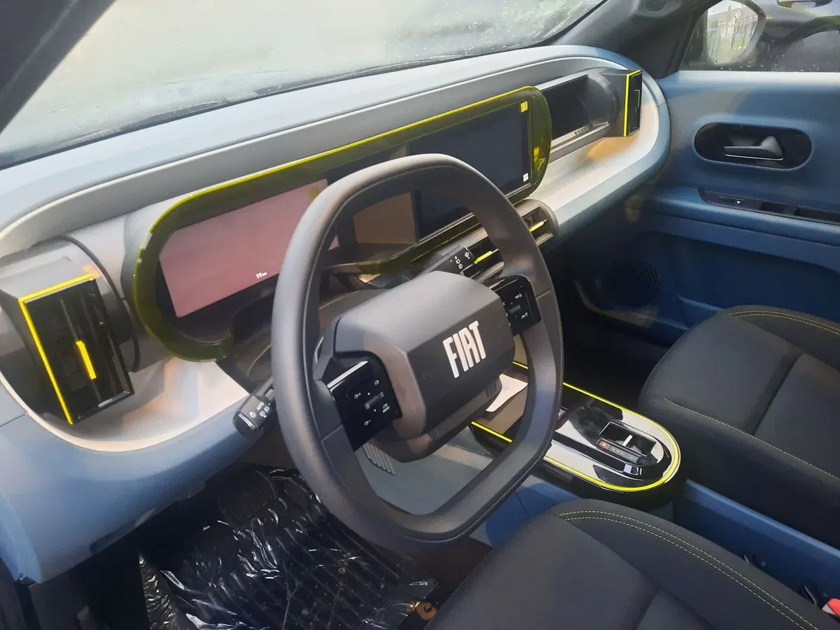 Fiat Grande Panda nuova a La Spezia (12)