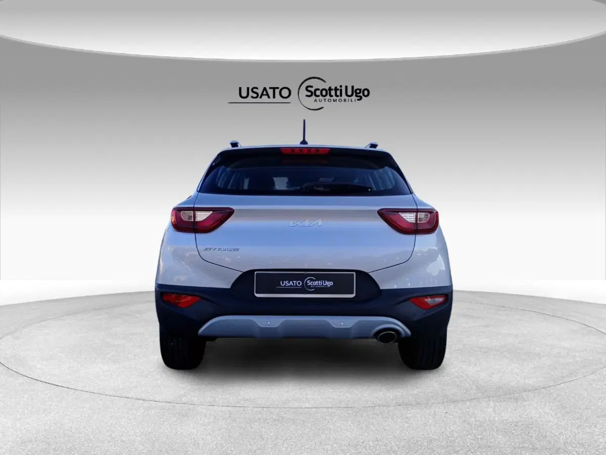 Kia Stonic usata a Livorno (5)