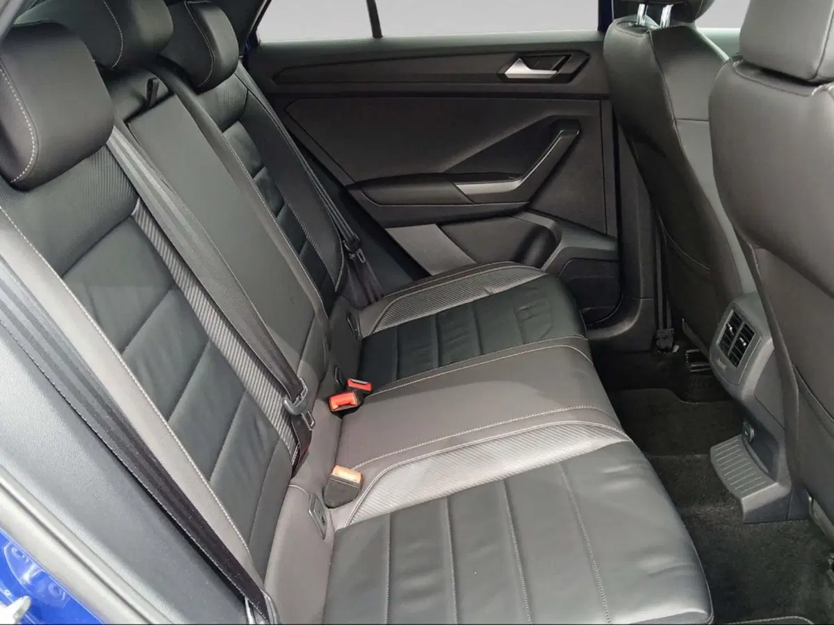 Volkswagen T-Roc usata a Livorno (11)
