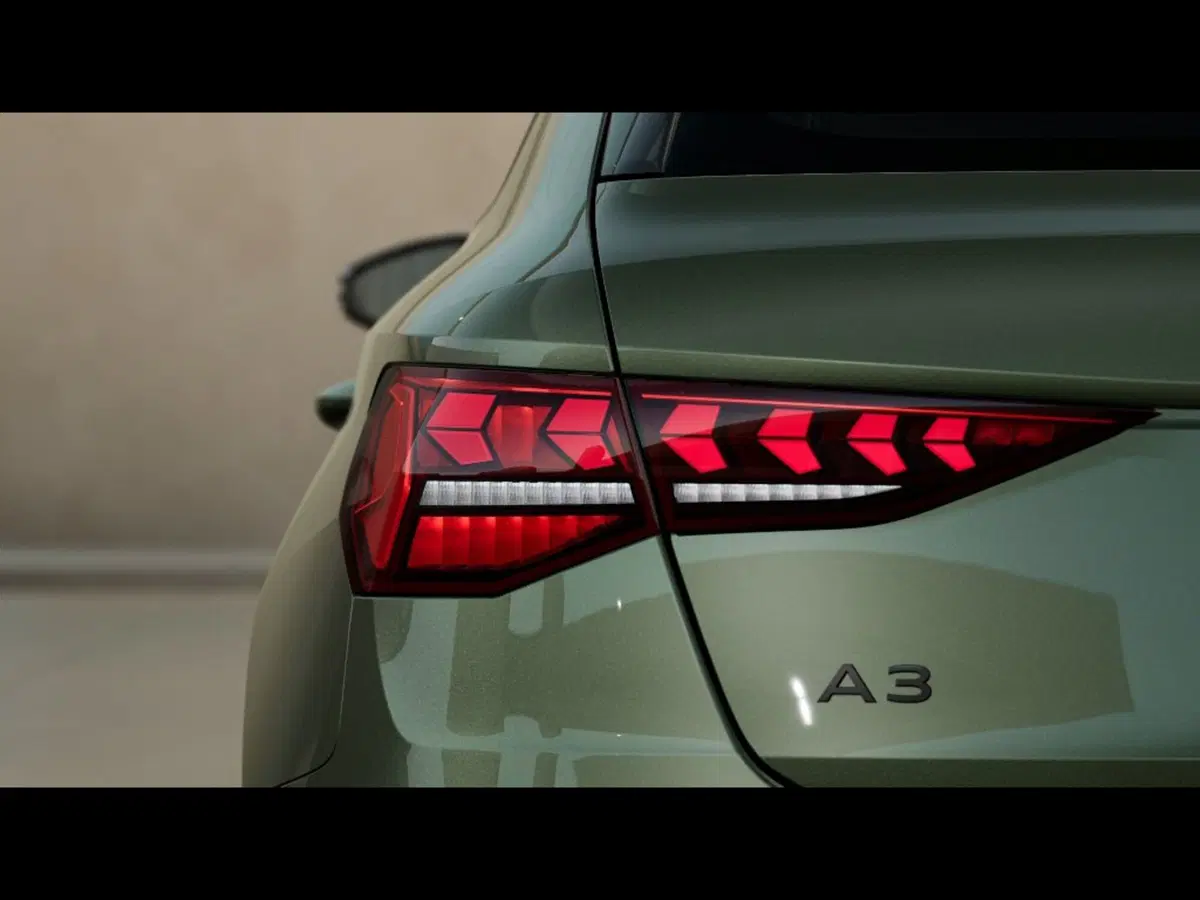 Audi A3 Sportback nuova a Pisa (7)