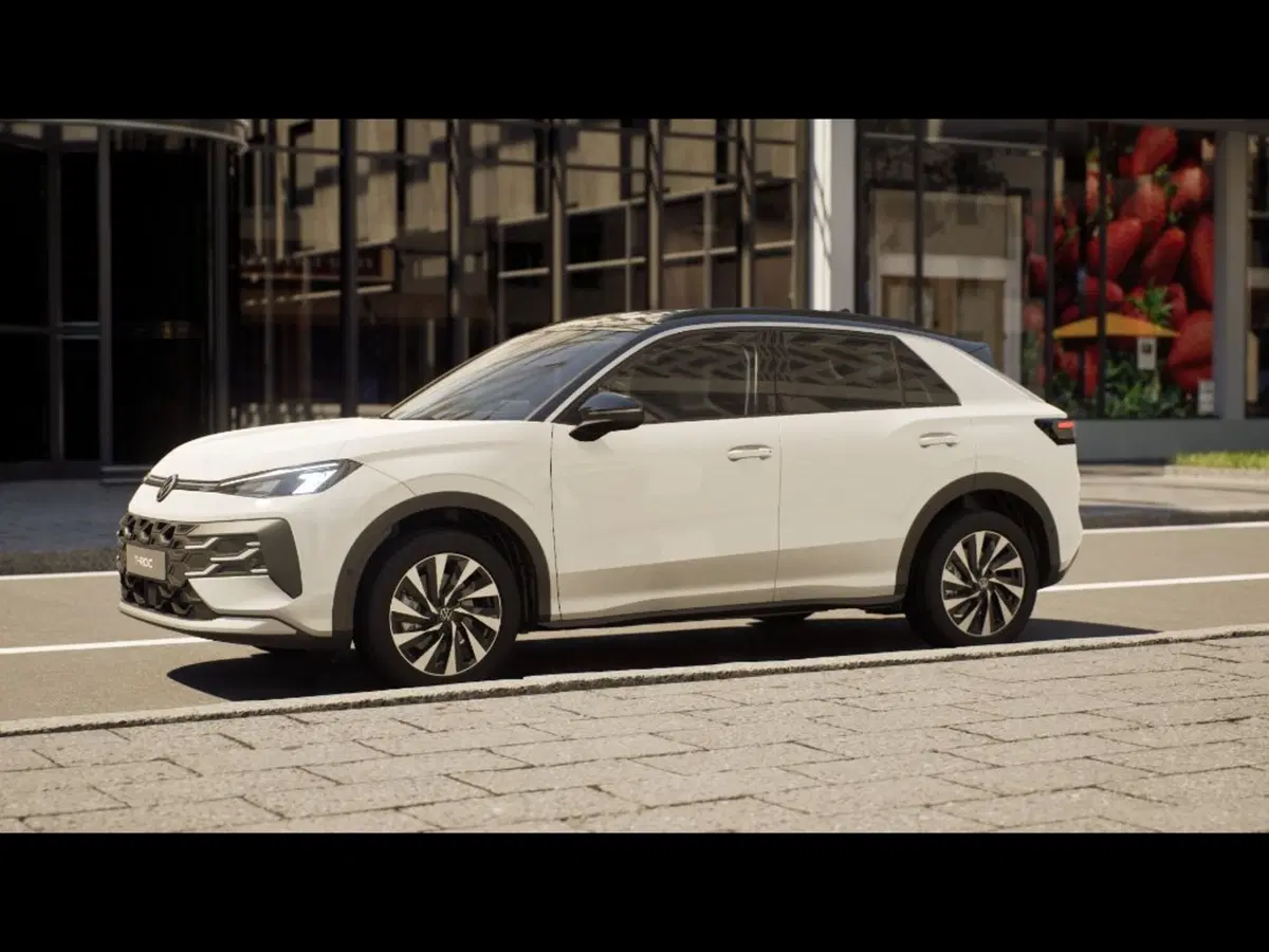 Volkswagen T-Roc nuova a Livorno (2)