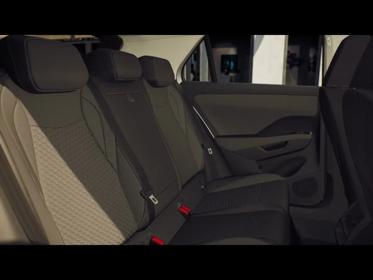 Volkswagen T-Roc nuova a Livorno (9)
