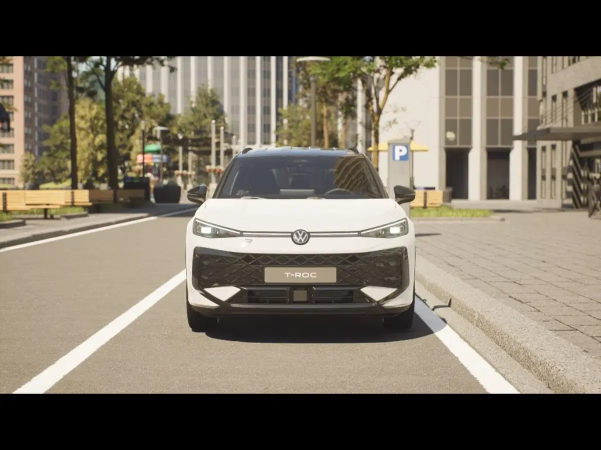 Volkswagen T-Roc nuova a Livorno (5)
