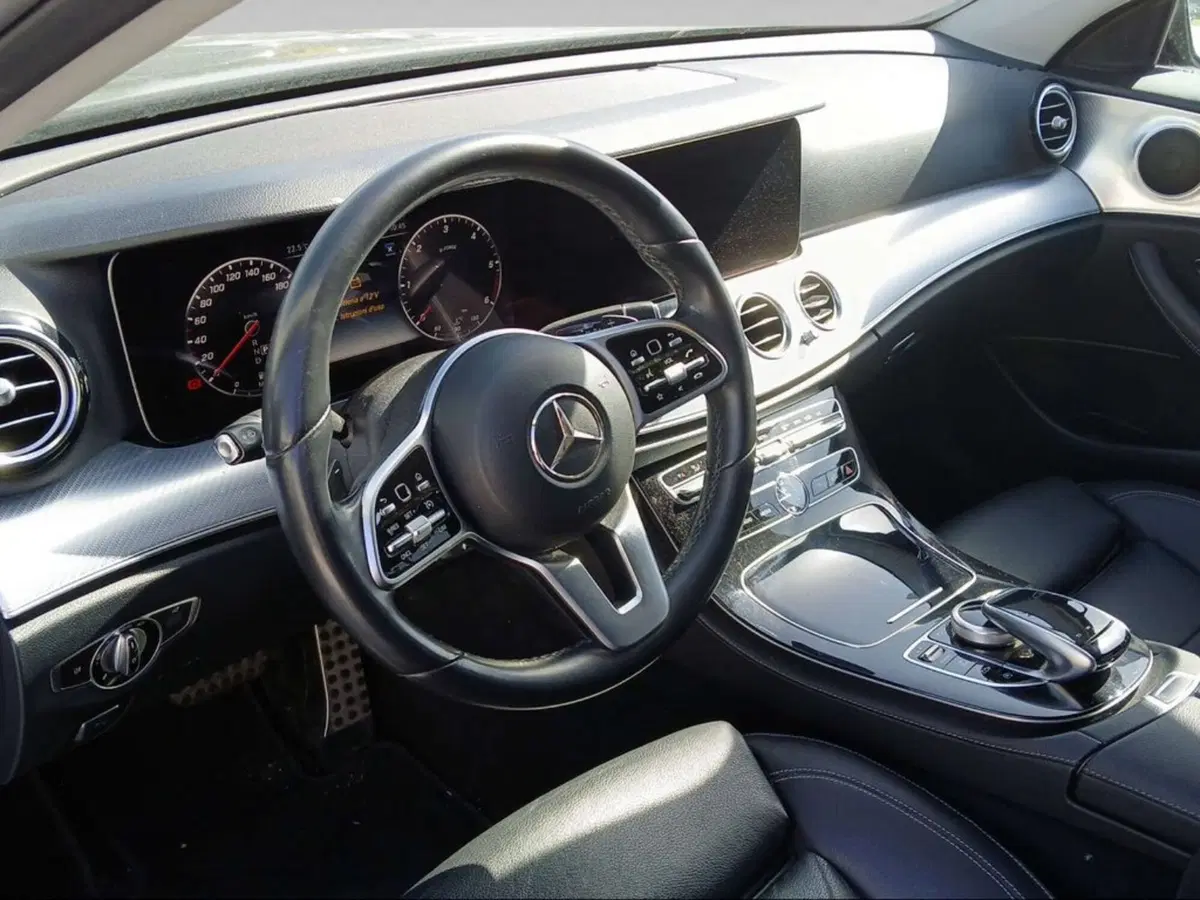Mercedes-Benz Classe E usata a Siena (14)