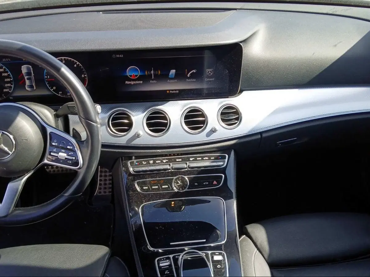 Mercedes-Benz Classe E usata a Siena (9)