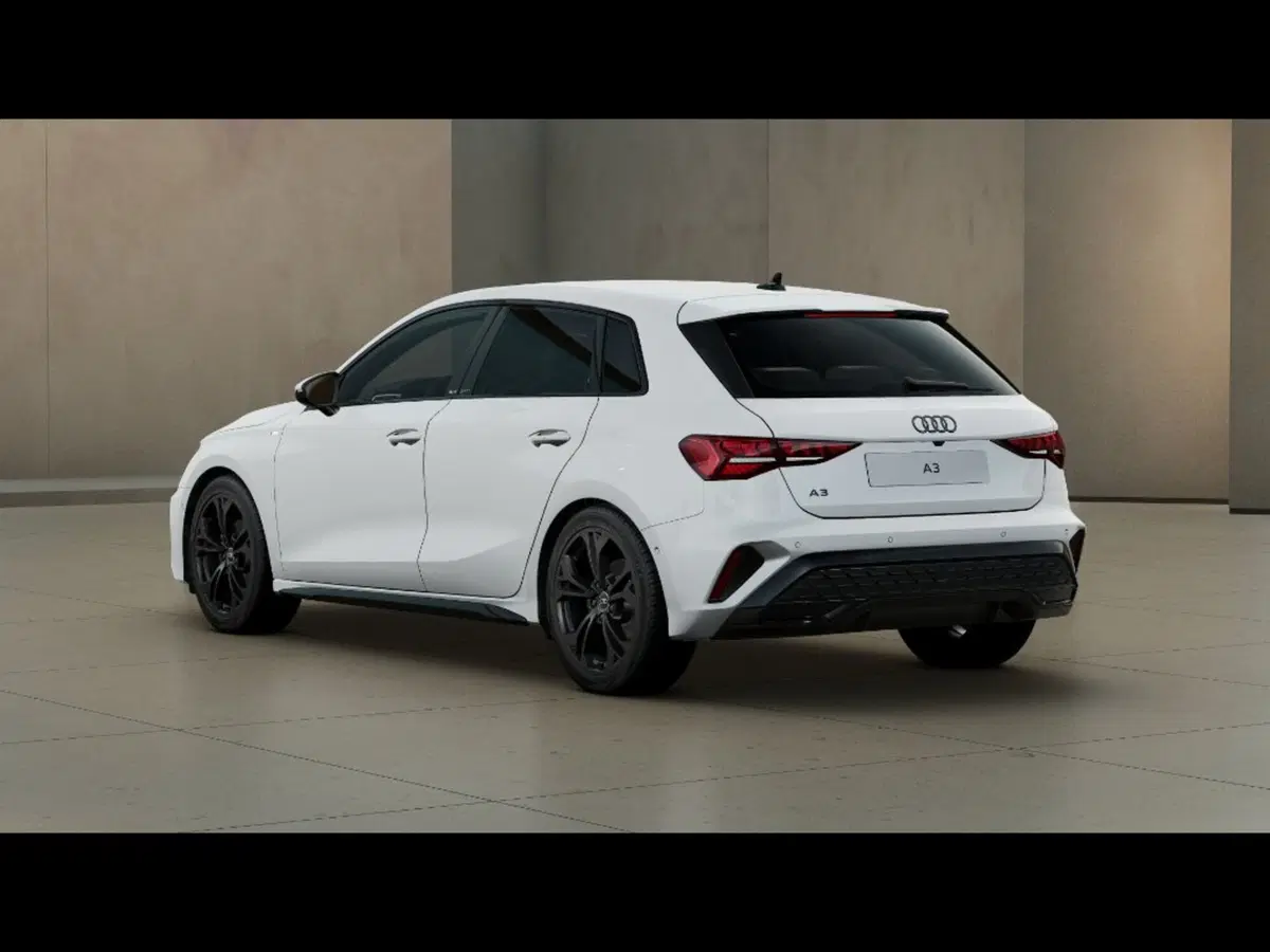 Audi A3 Sportback nuova a Grosseto (3)