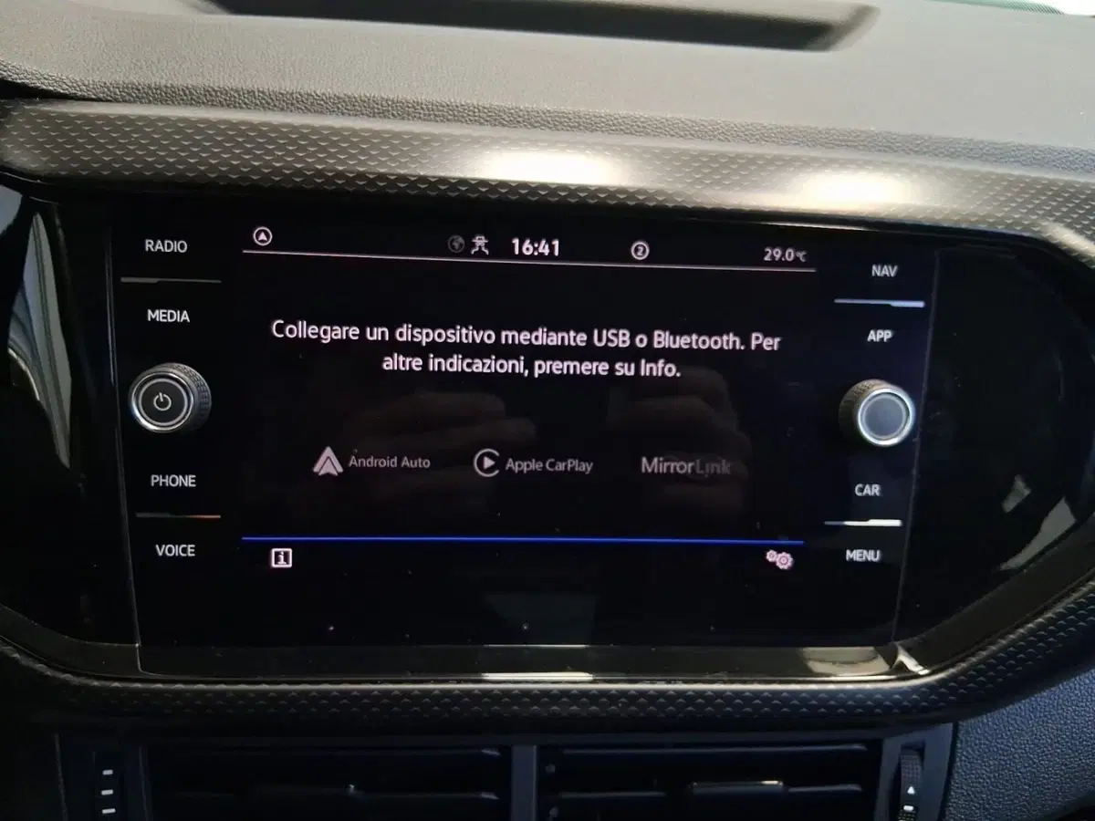 Volkswagen T-Cross usata a Bologna (12)