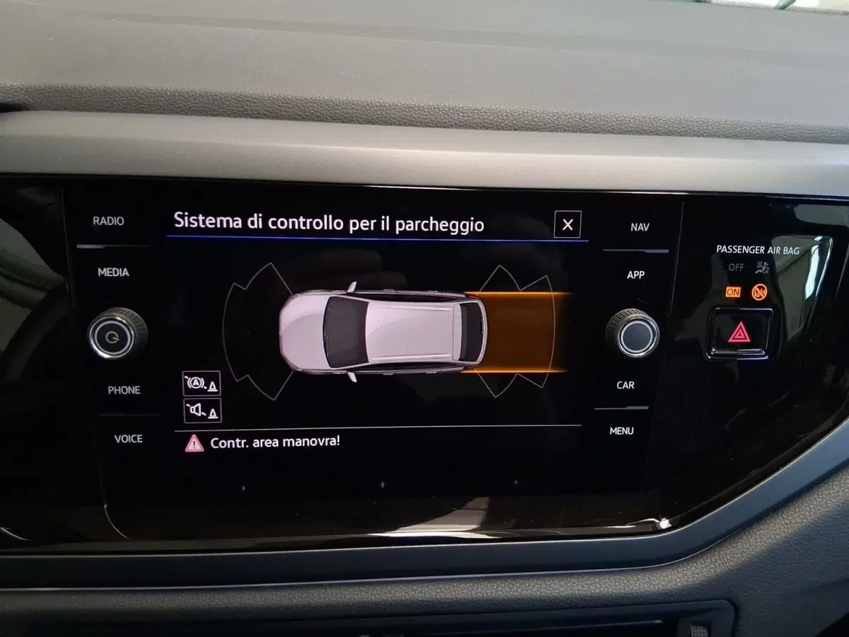 Volkswagen Taigo usata a Bologna (17)