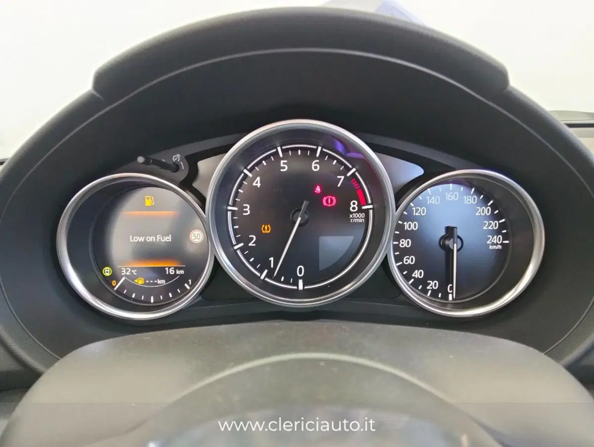 Mazda MX-5 nuova a Como (10)