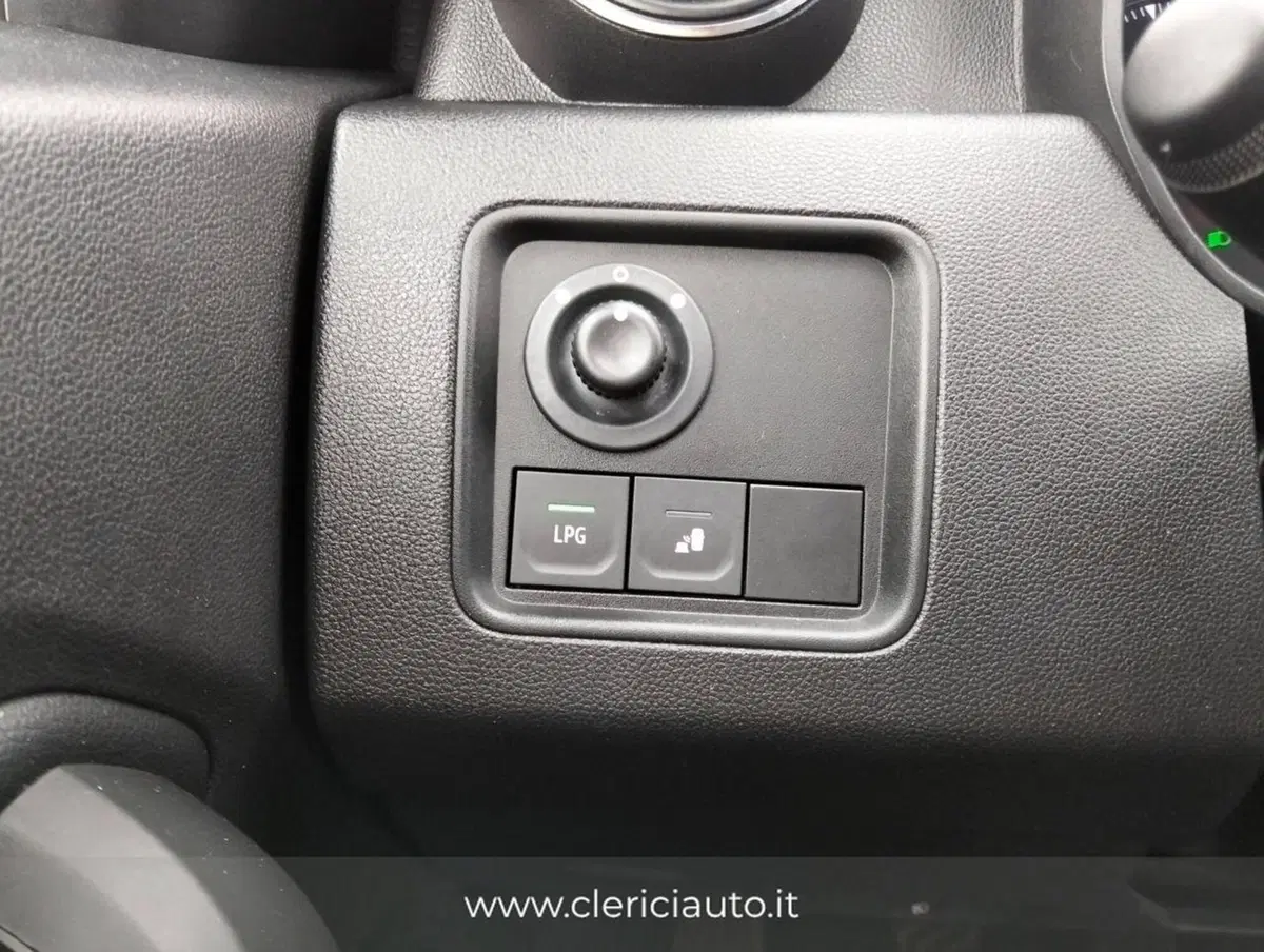 Dacia Duster usata a Como (20)