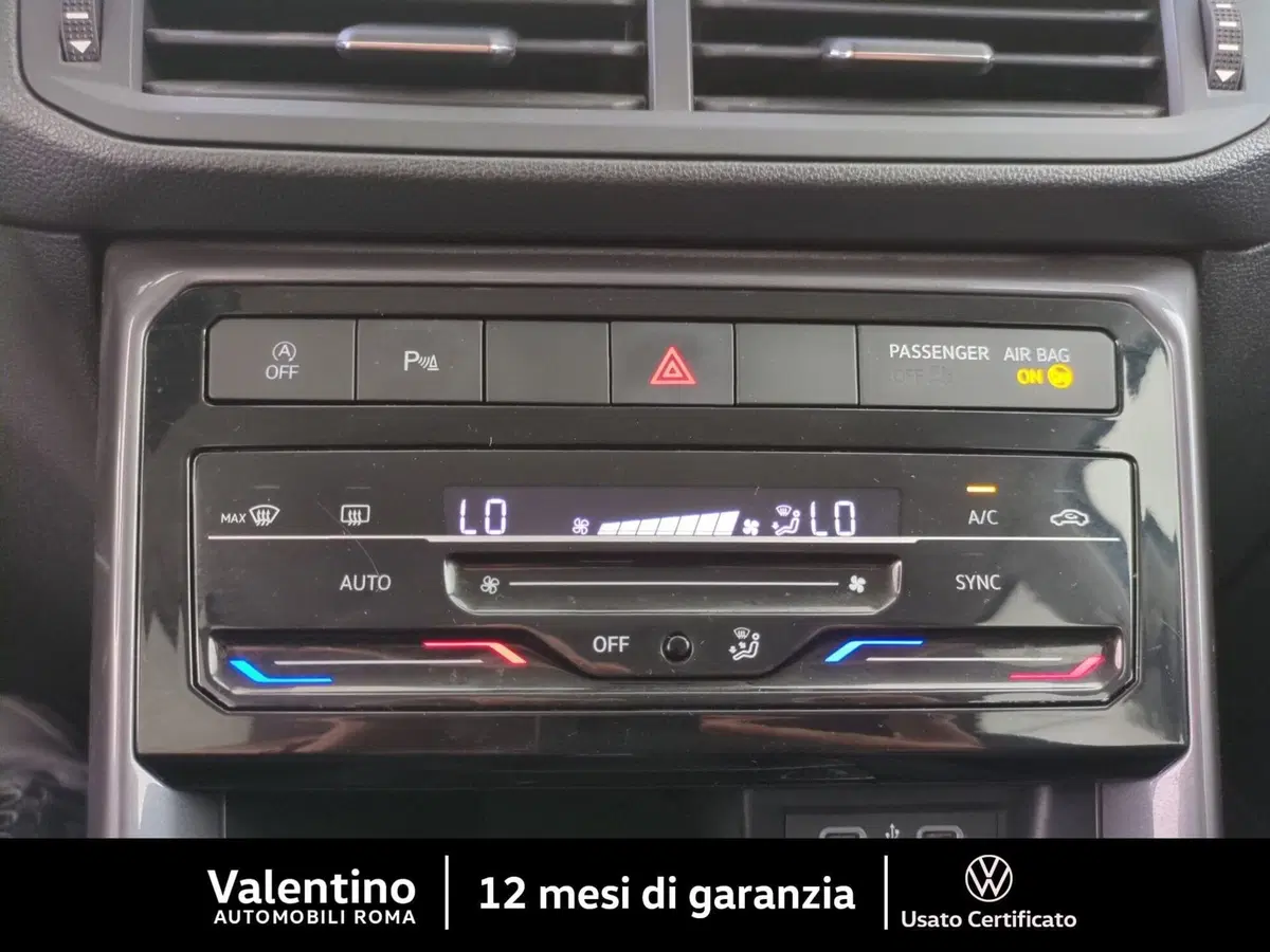 Volkswagen T-Cross usata a Roma (17)