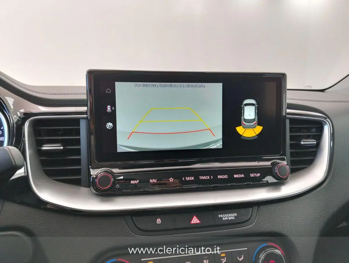 Kia XCeed usata a Como (16)