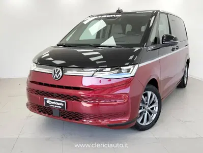 Volkswagen Multivan 1.4 TSI eHybrid Style del 2022 usata a Lurate Caccivio