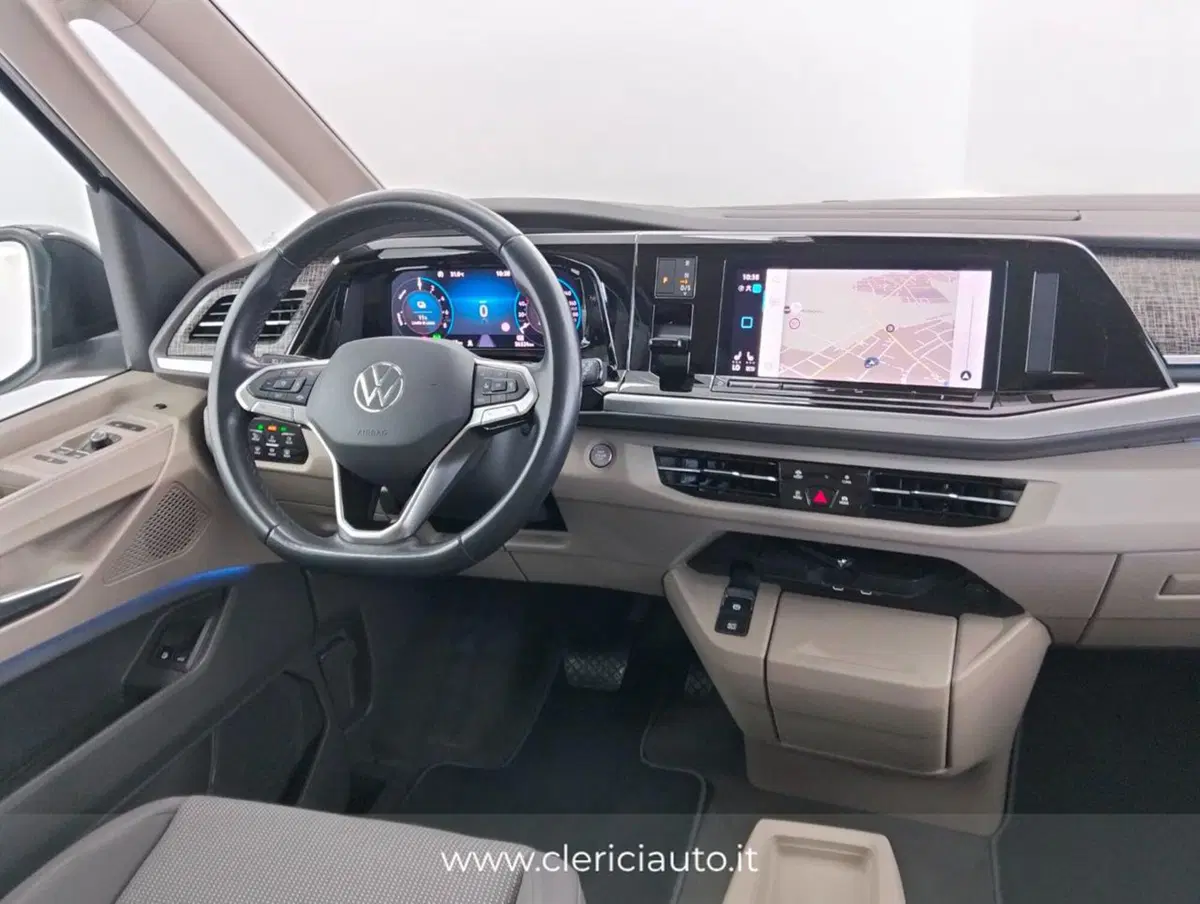 Volkswagen Multivan usata a Como (12)