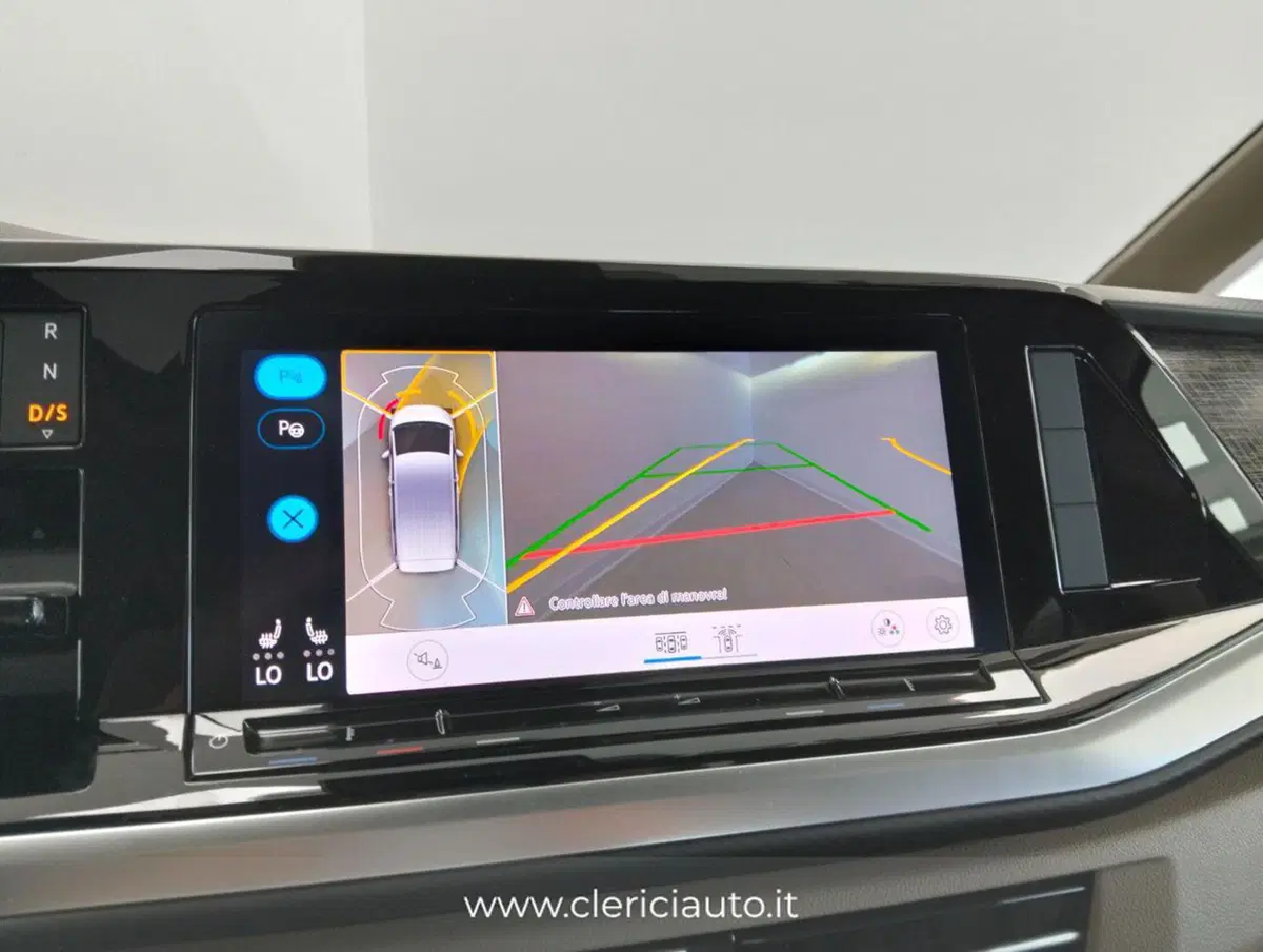 Volkswagen Multivan usata a Como (15)