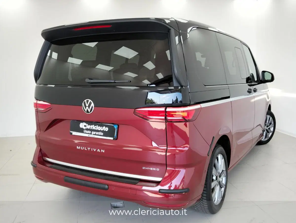 Volkswagen Multivan usata a Como (2)