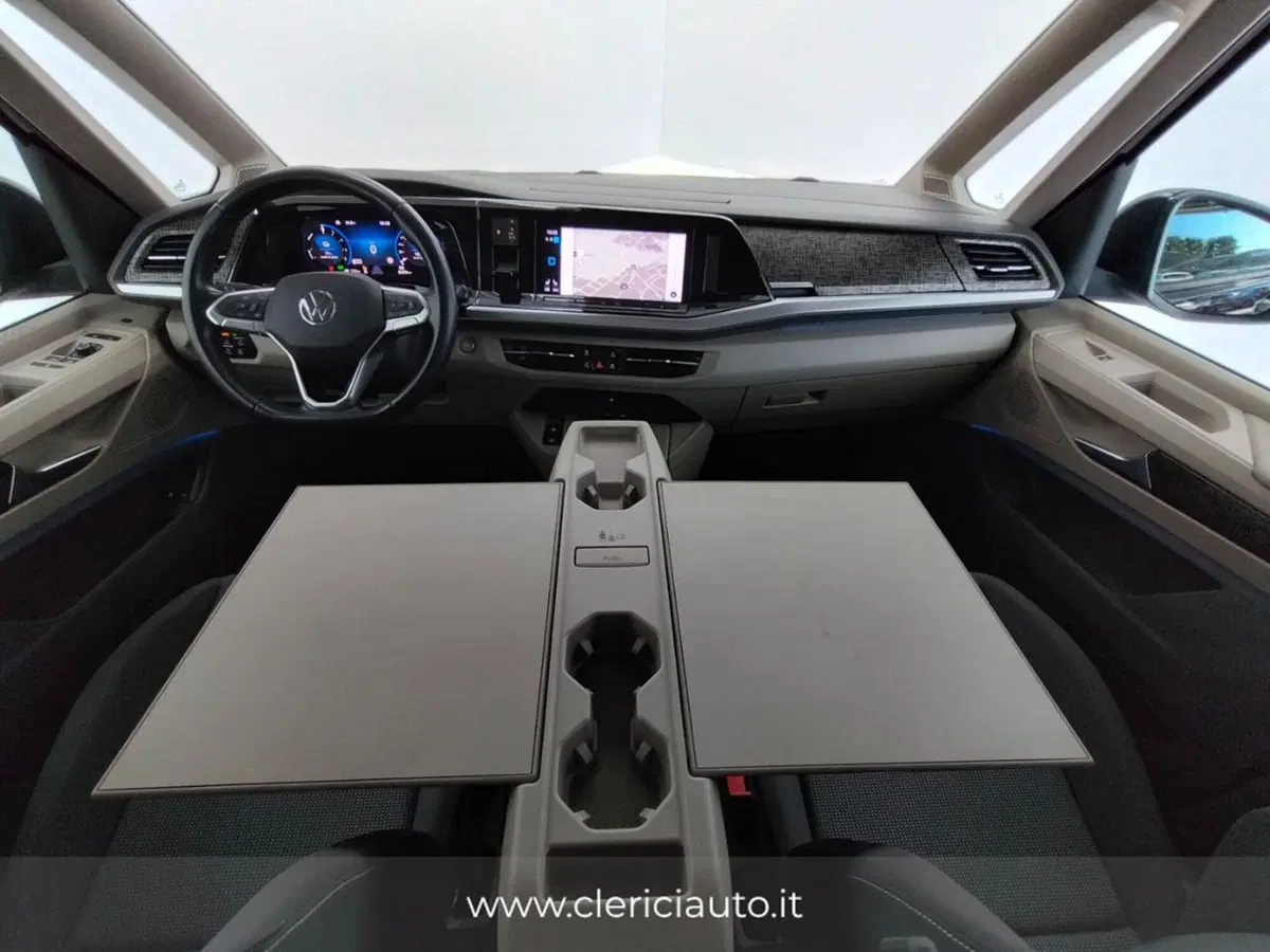 Volkswagen Multivan usata a Como (4)