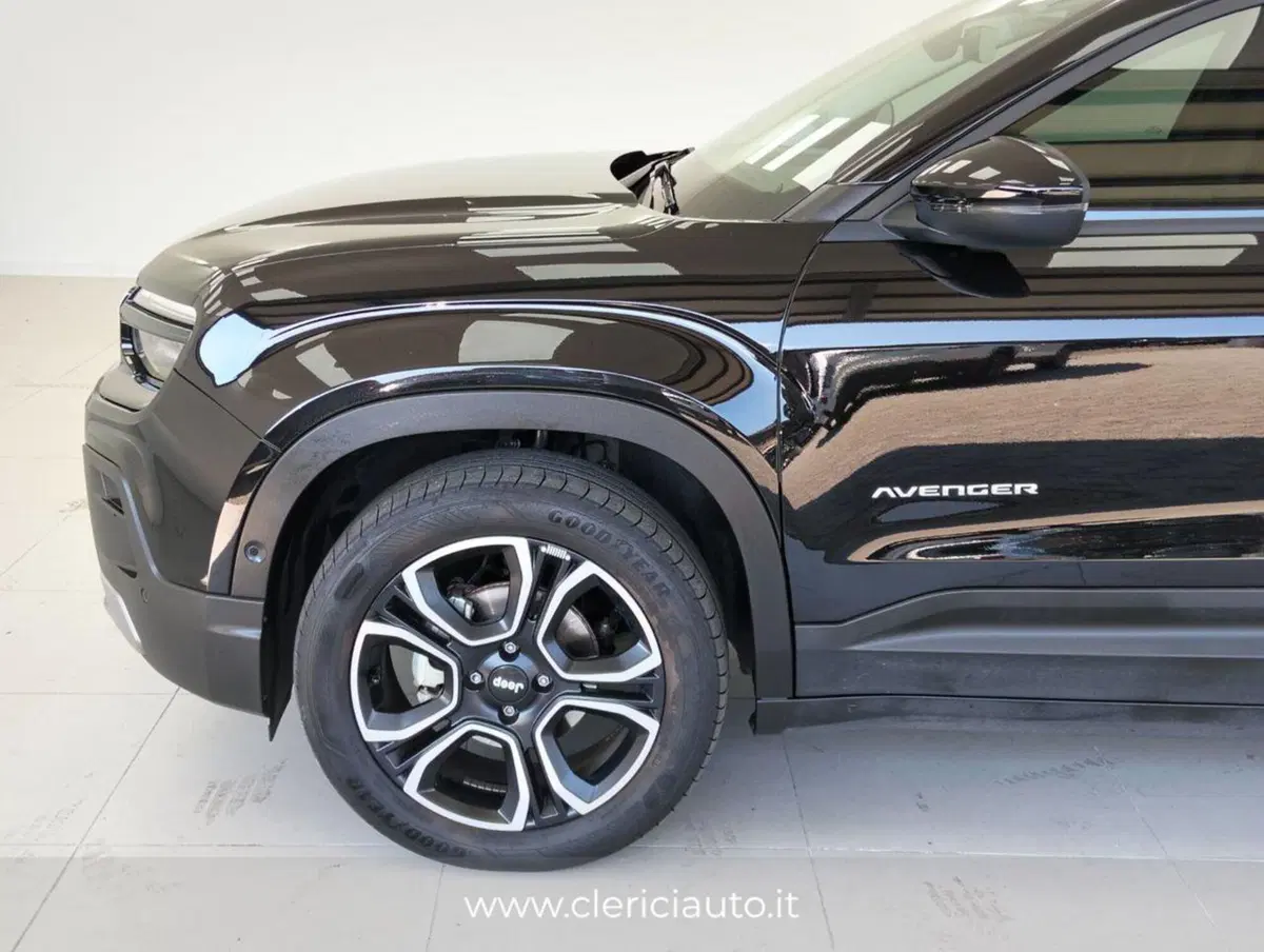 Jeep Avenger usata a Como (9)