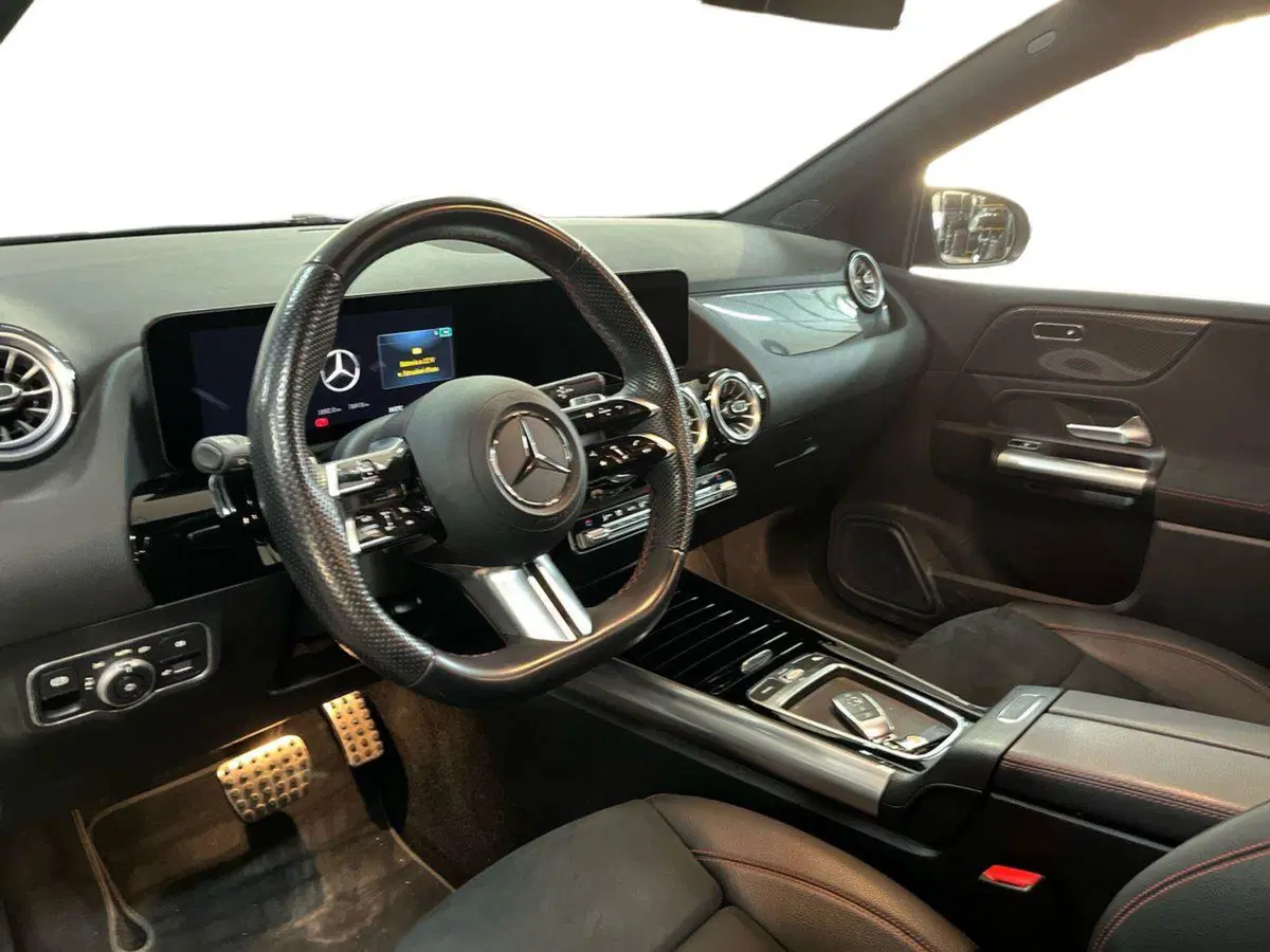 Mercedes-Benz Classe B usata a Bari (10)