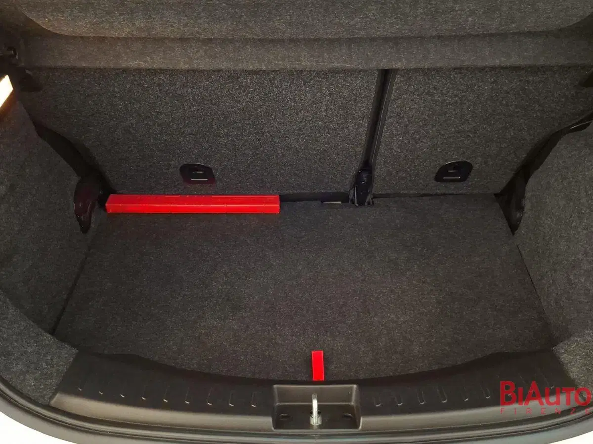 Lancia Ypsilon usata a Firenze (5)