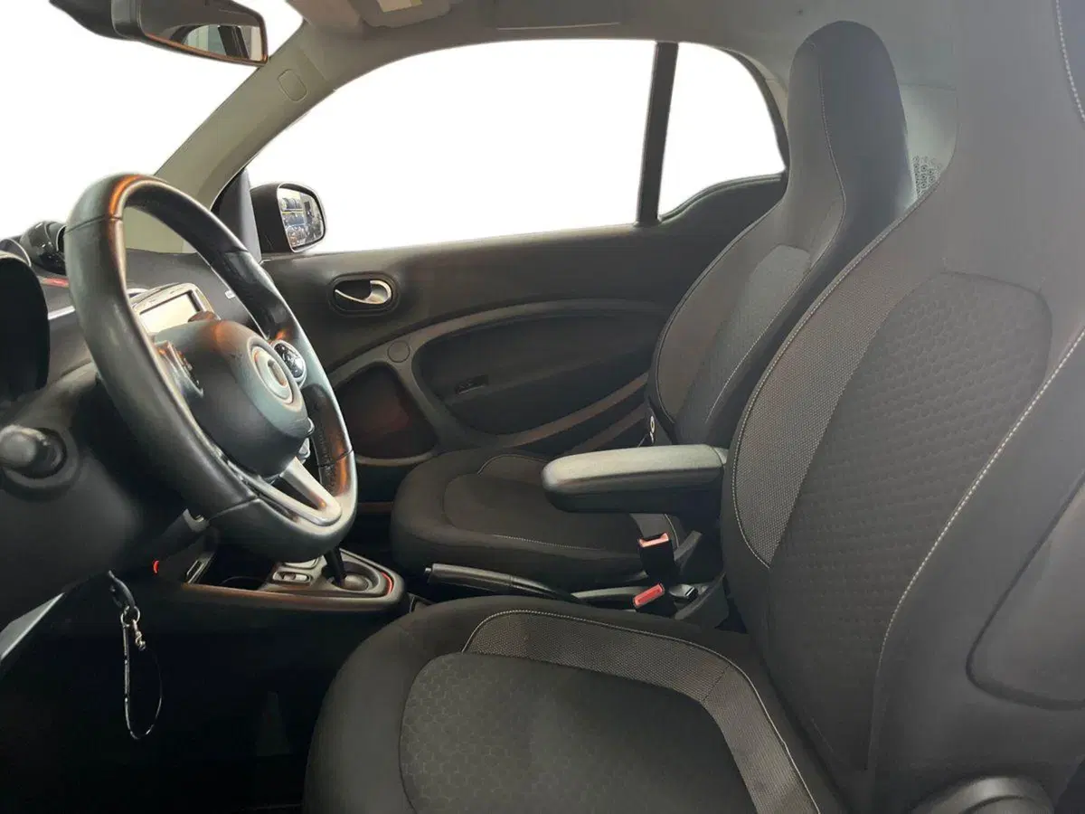 smart Fortwo usata a Bari (7)