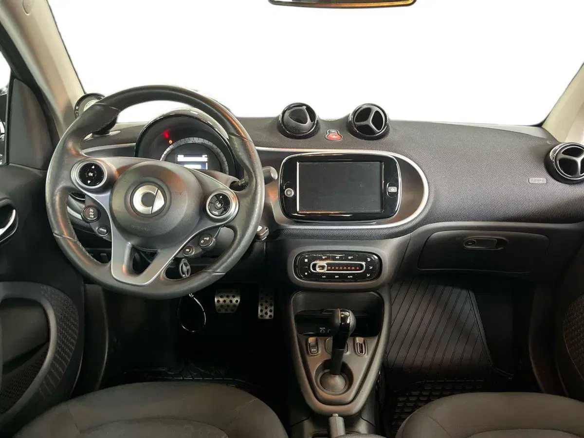 smart Fortwo usata a Bari (8)