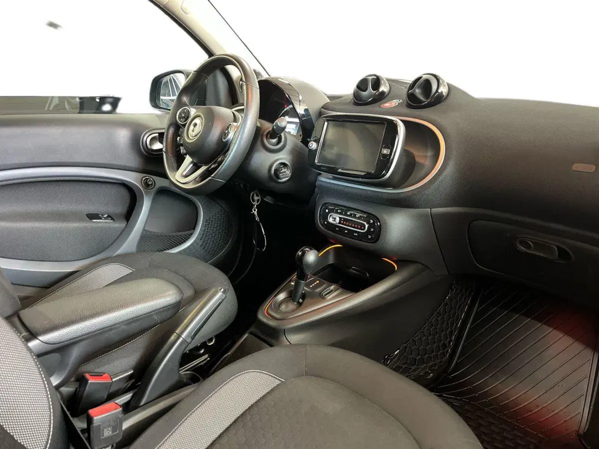 smart Fortwo usata a Bari (9)