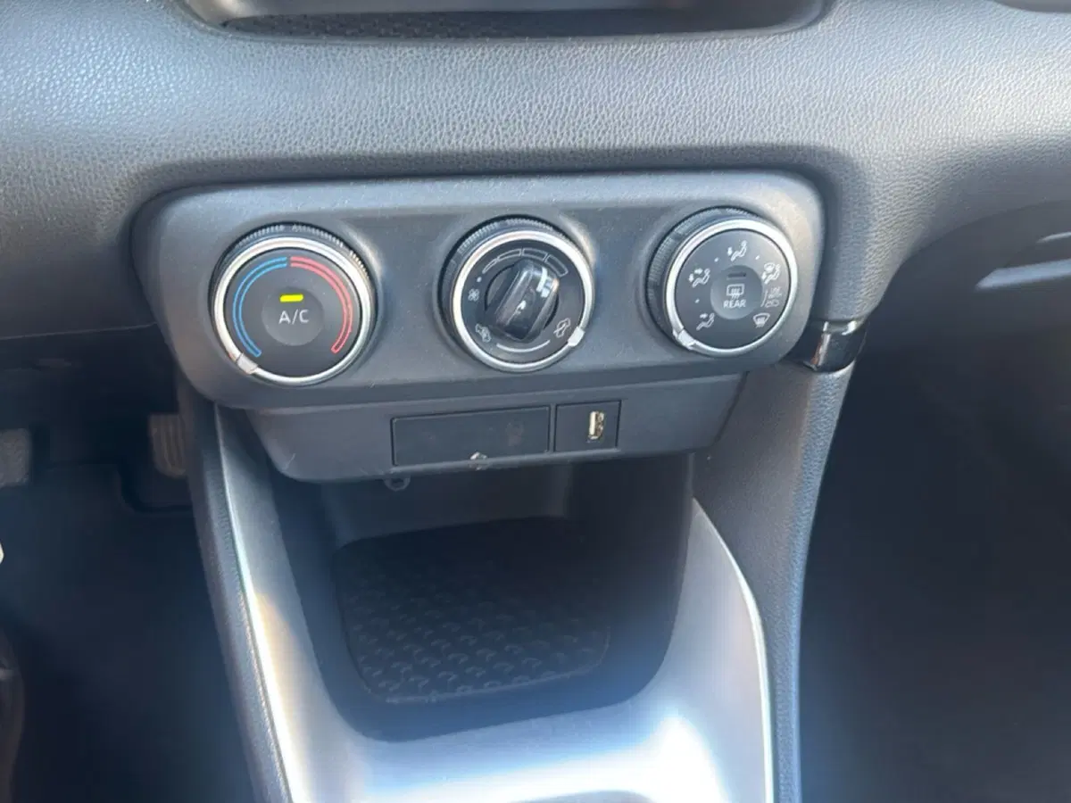 Toyota Yaris usata a Ferrara (12)