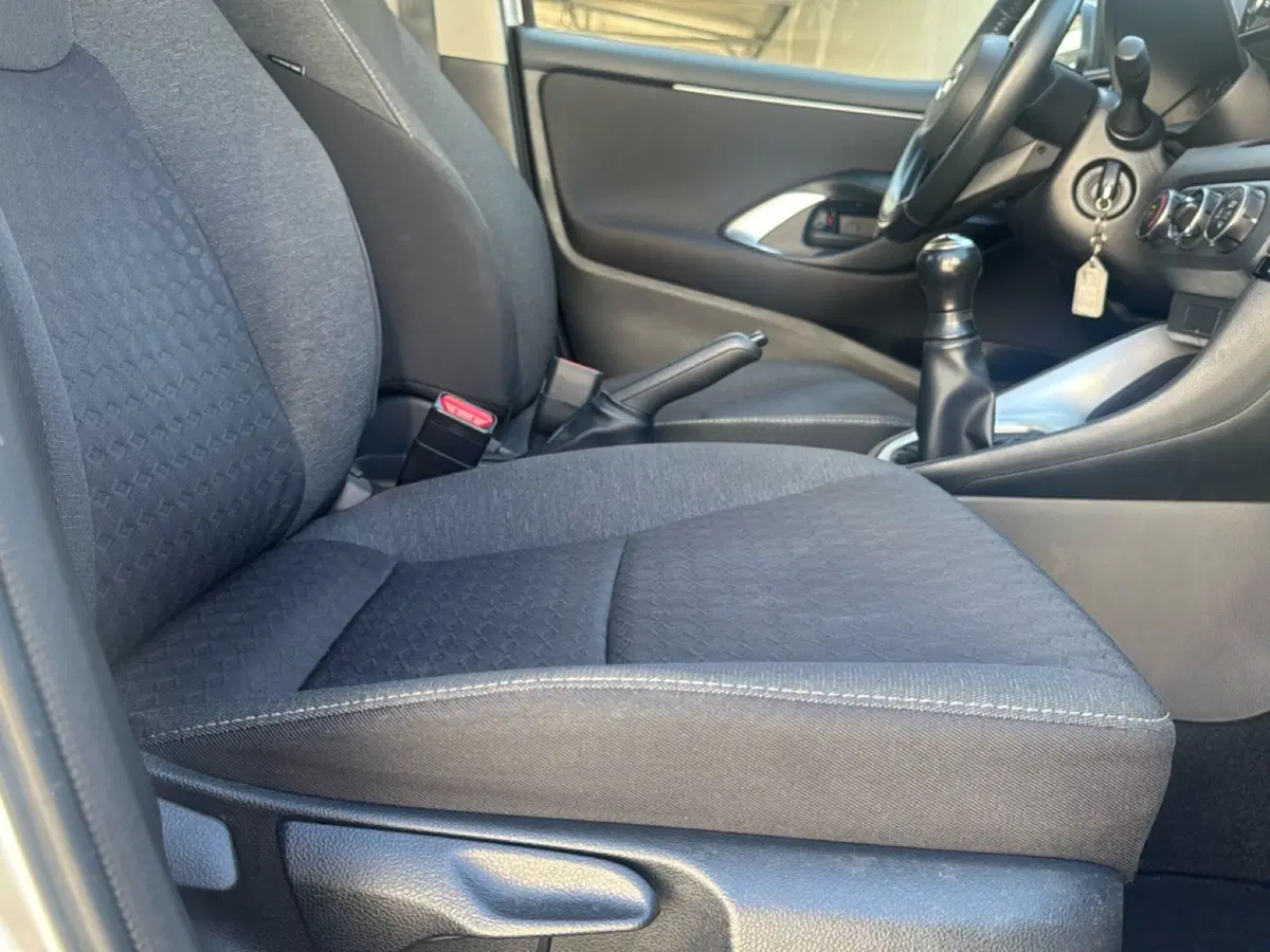 Toyota Yaris usata a Ferrara (9)