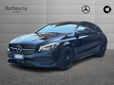 Mercedes-Benz CLA Shooting Brake 200 d Automatic Sport Night del 2019 usata a Montesilvano