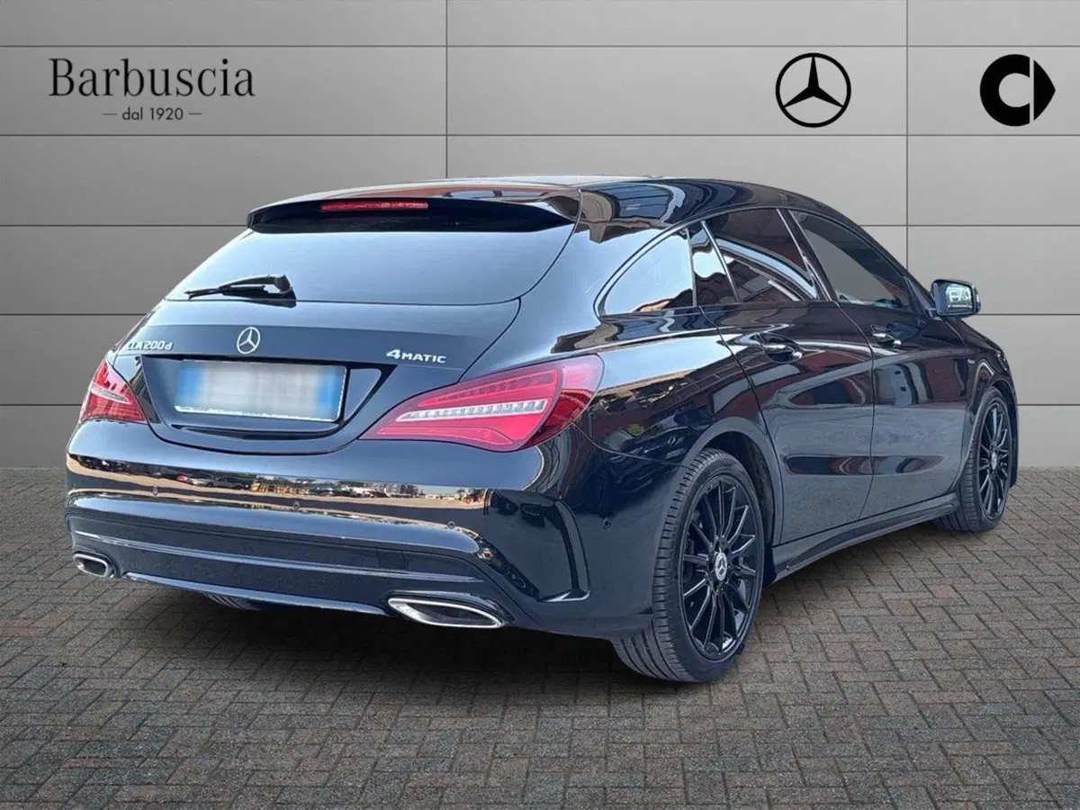 Mercedes-Benz CLA Shooting Brake usata a Pescara (3)