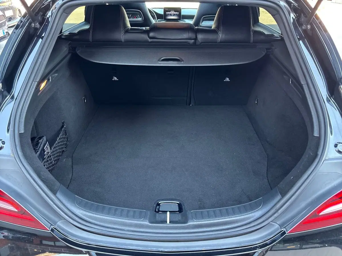Mercedes-Benz CLA Shooting Brake usata a Pescara (7)