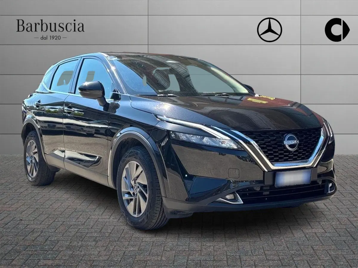 Nissan Qashqai usata a Pescara (2)