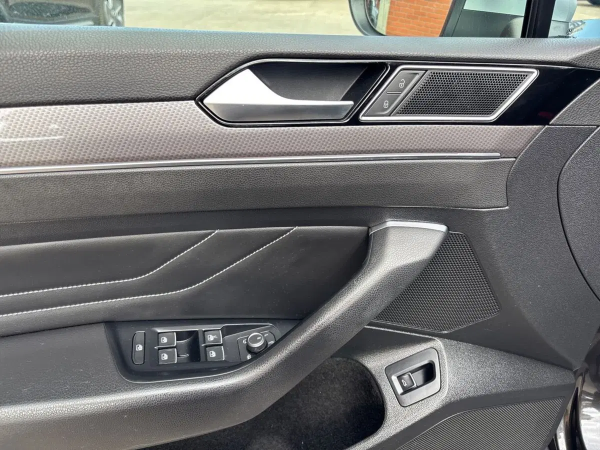 Volkswagen Passat Variant usata a Pescara (12)